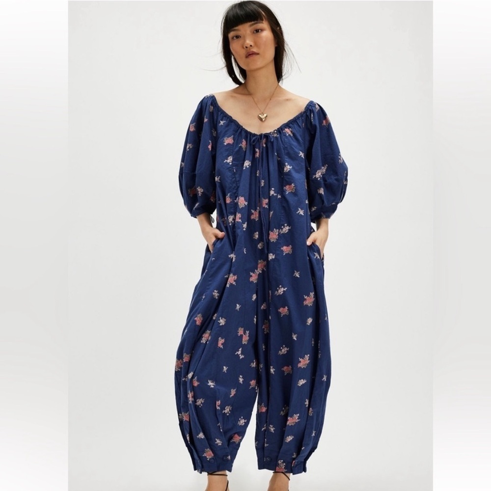 Free People Bop Around Printed Jumpsuit Size Small NWT